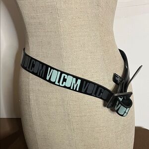 Volcom belt silver buckle unisex graphic 32-36 waist